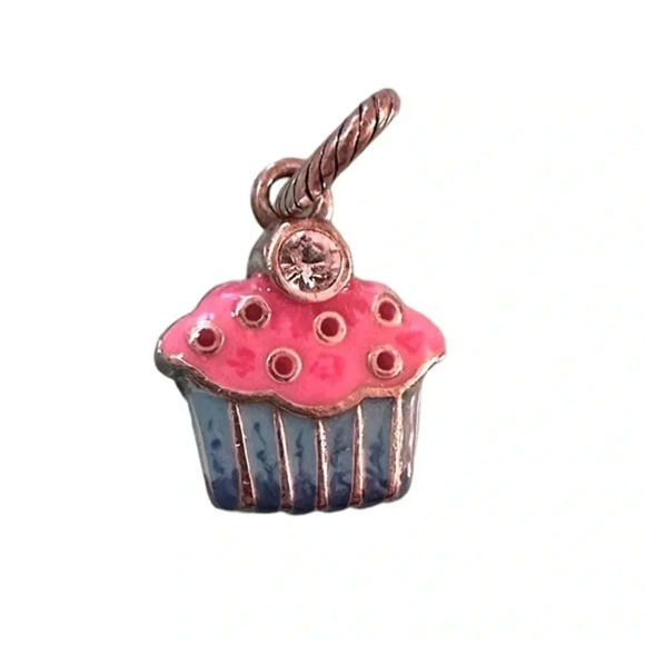 Brighton Jewelry - pink and blue BRIGHTON cupcake charm 🧁